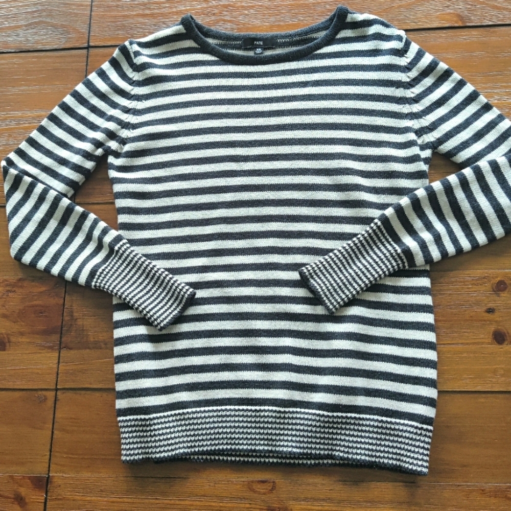FATE Sweater - Grey and White Striped - XS